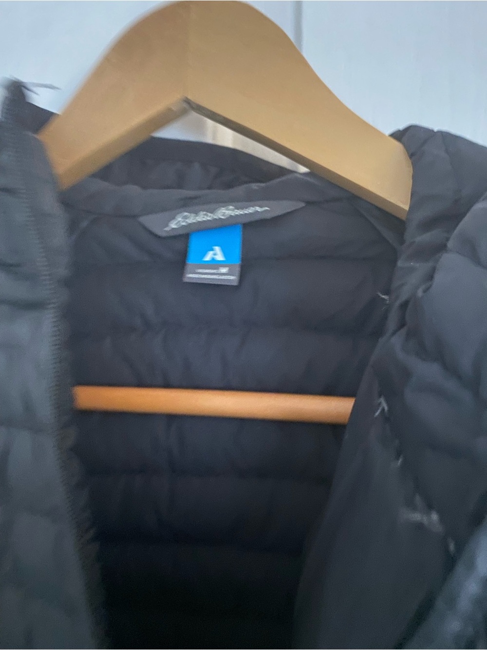 Eddie Bauer Black Quilted Hooded Women's Puffer Coat - Picture 2 of 3